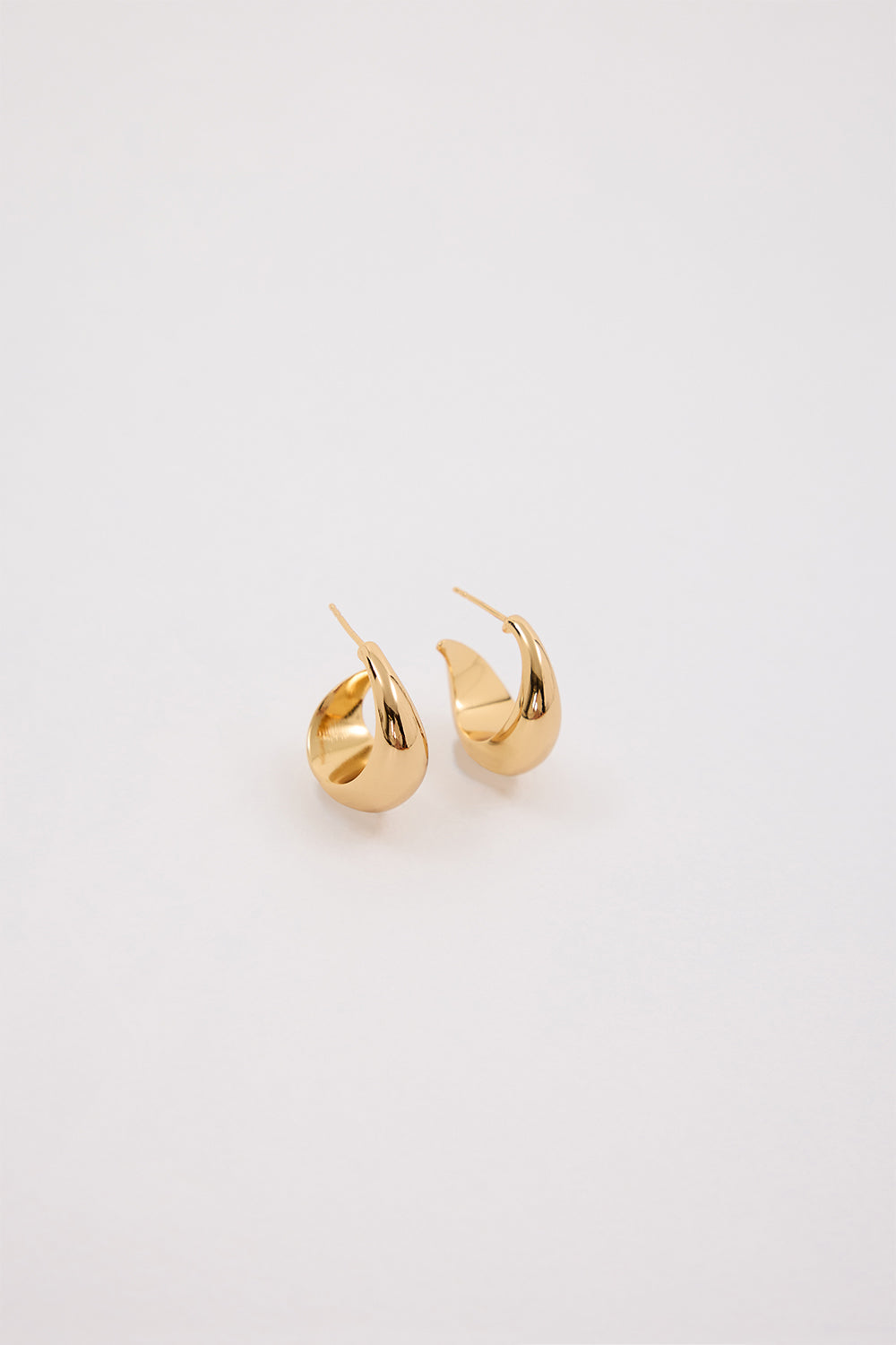 AMBER SCEATS ZANE EARRING GOLD