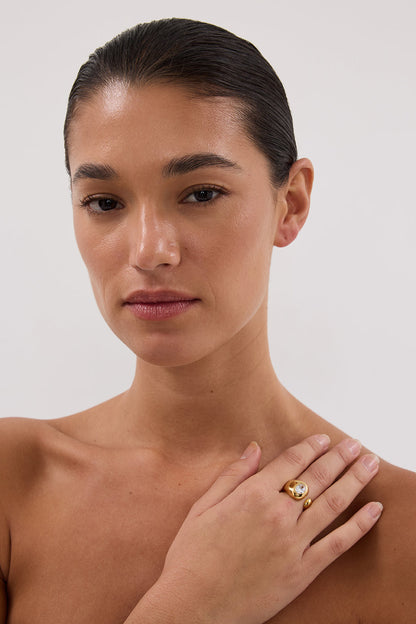 AMBER SCEATS VESPER RING GOLD