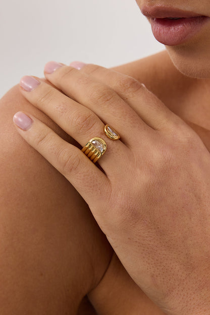 AMBER SCEATS PLUMERIA RING