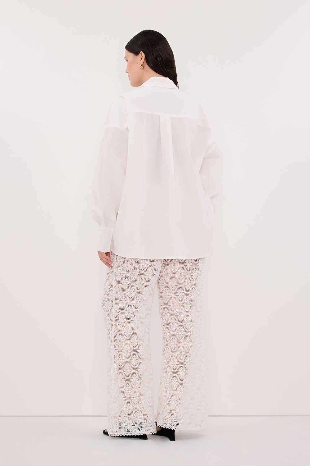 IRENE WHITE LONG SLEEVE NOTCH COLLAR SHIRT