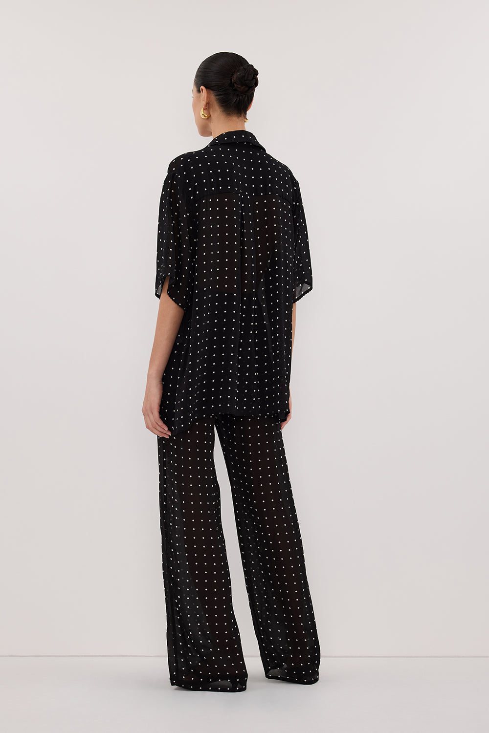 VANESSA BLACK OVERSIZED SHORT SLEEVE RESORT SHIRT