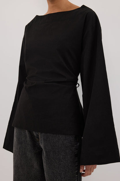 IVY BLACK LONG SLEEVE TOP