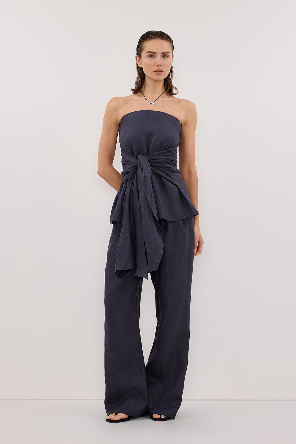 PIPPY INDIGO LINEN STRAPLESS TOP