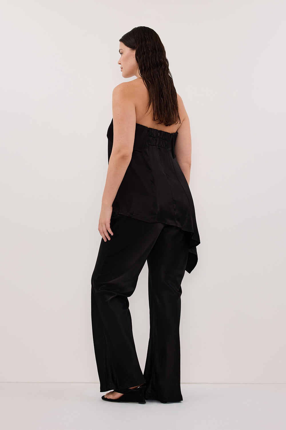 SANDER BLACK STRAPLESS SATIN TOP