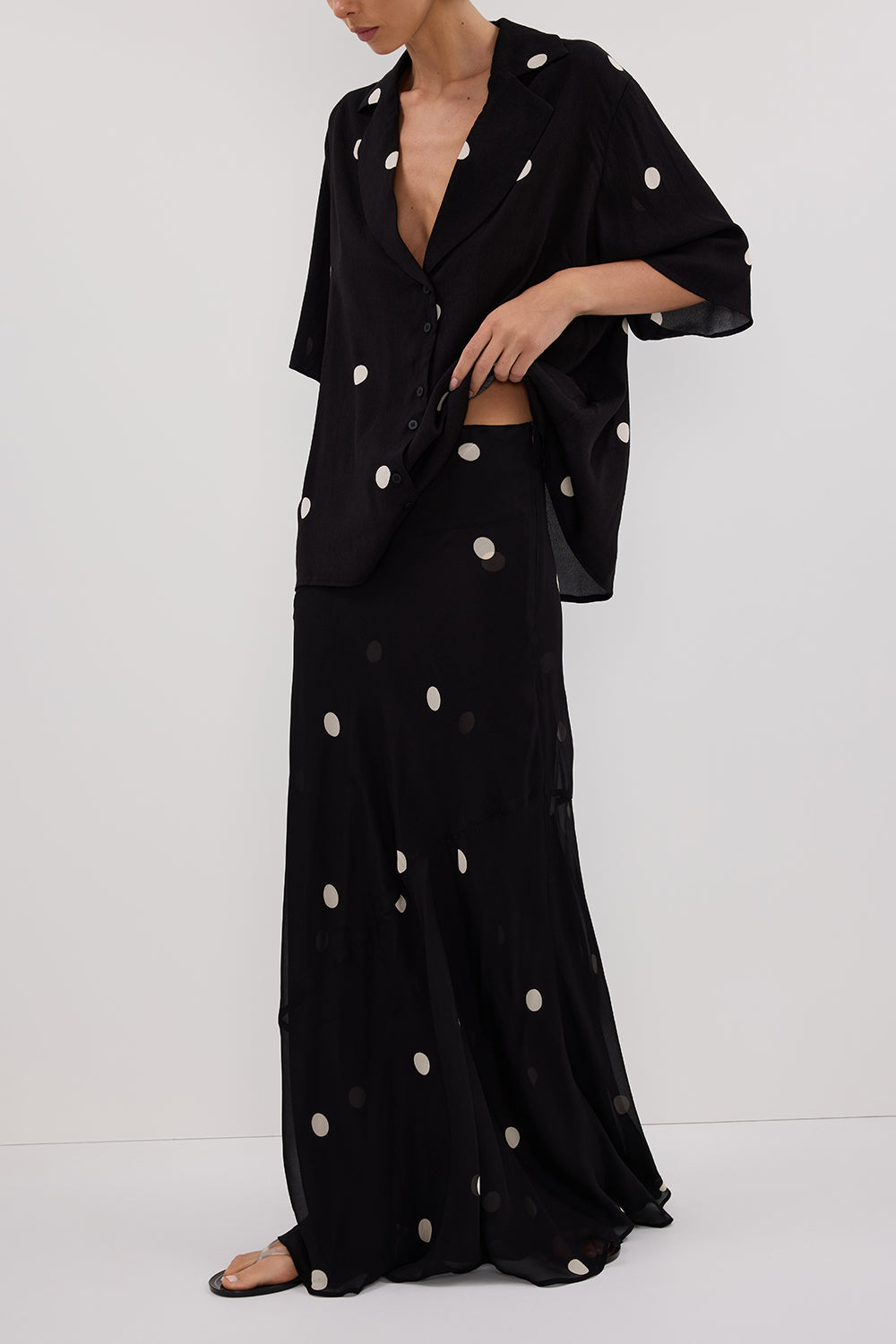 LAURA BLACK SPOT MIDI SKIRT