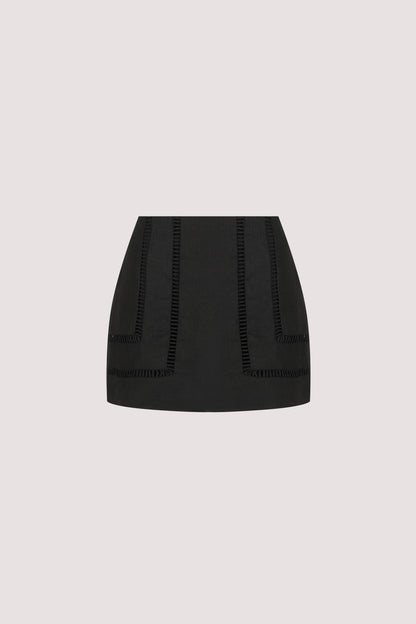 LINDSAY BLACK LINEN SKORT