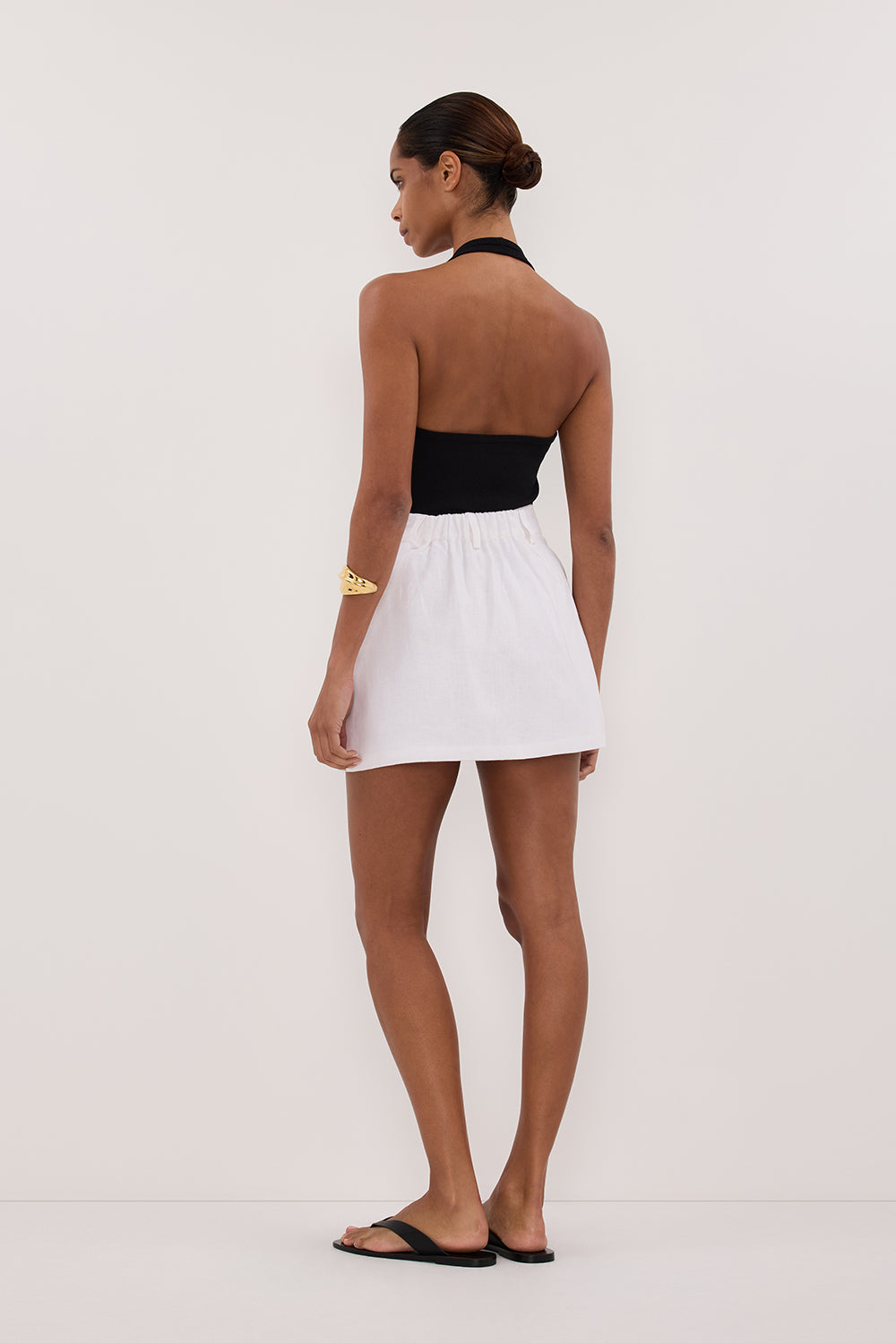 EVIE WHITE LINEN SKORT