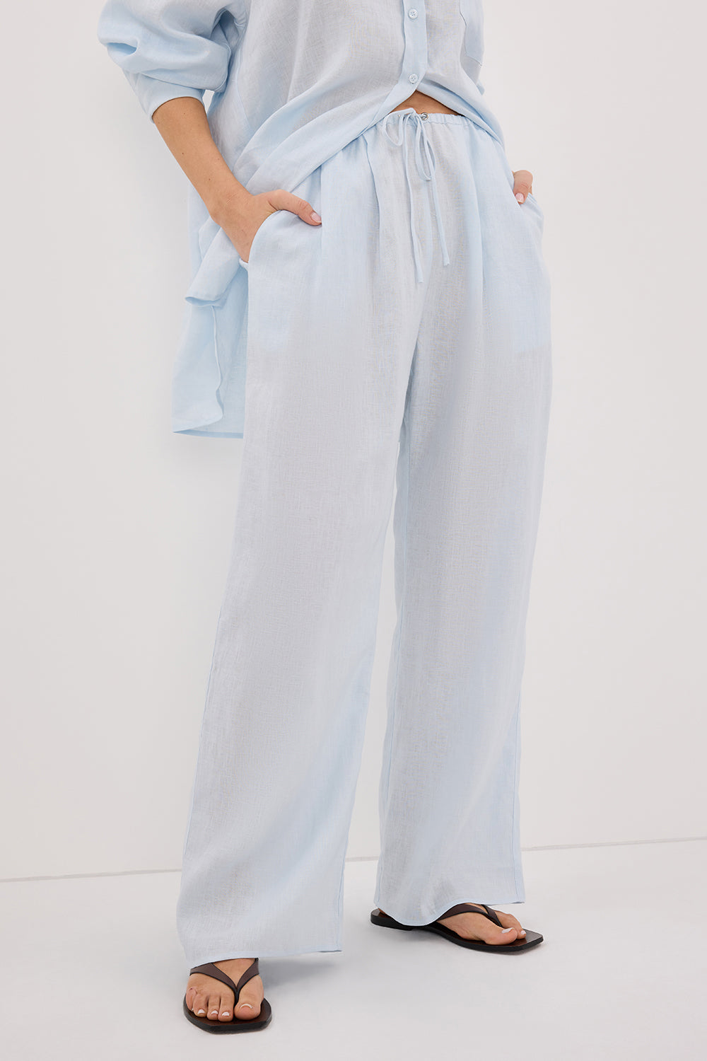 ELLIS ICE BLUE LINEN PANT