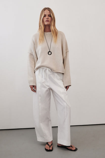 SCOUT WHITE COTTON BARREL LEG PANT