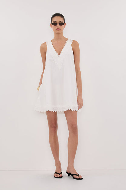 ANNABEL WHITE SLEEVELESS V NECK MINI DRESS