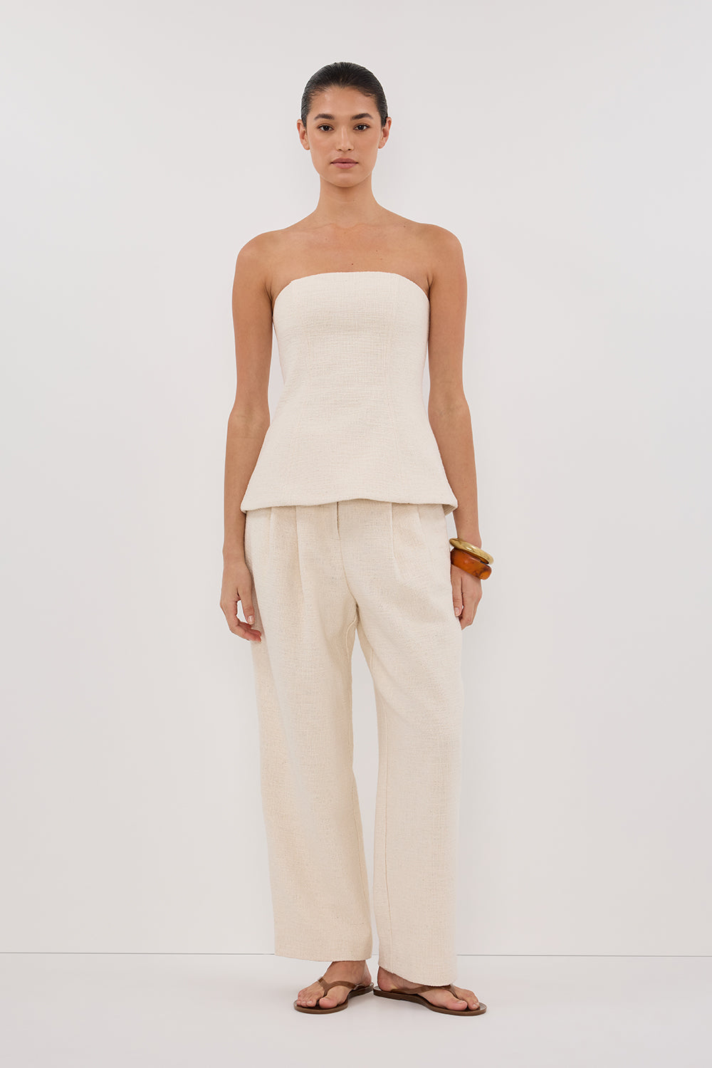 NIA NATURAL STRAPLESS TOP