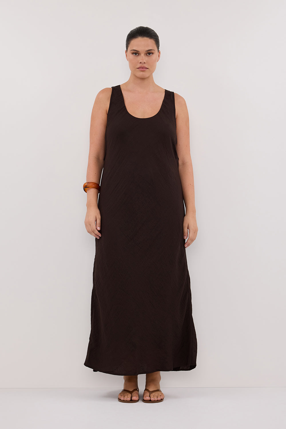 SHILOH BITTER CHOC SCOOP NECK MIDI DRESS