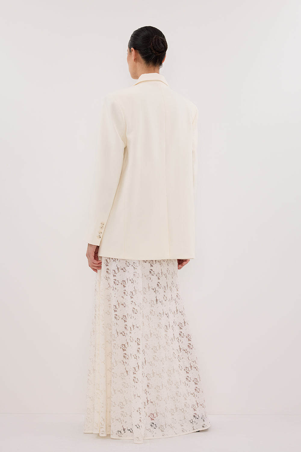 LIV CREAM BOYFRIEND BLAZER