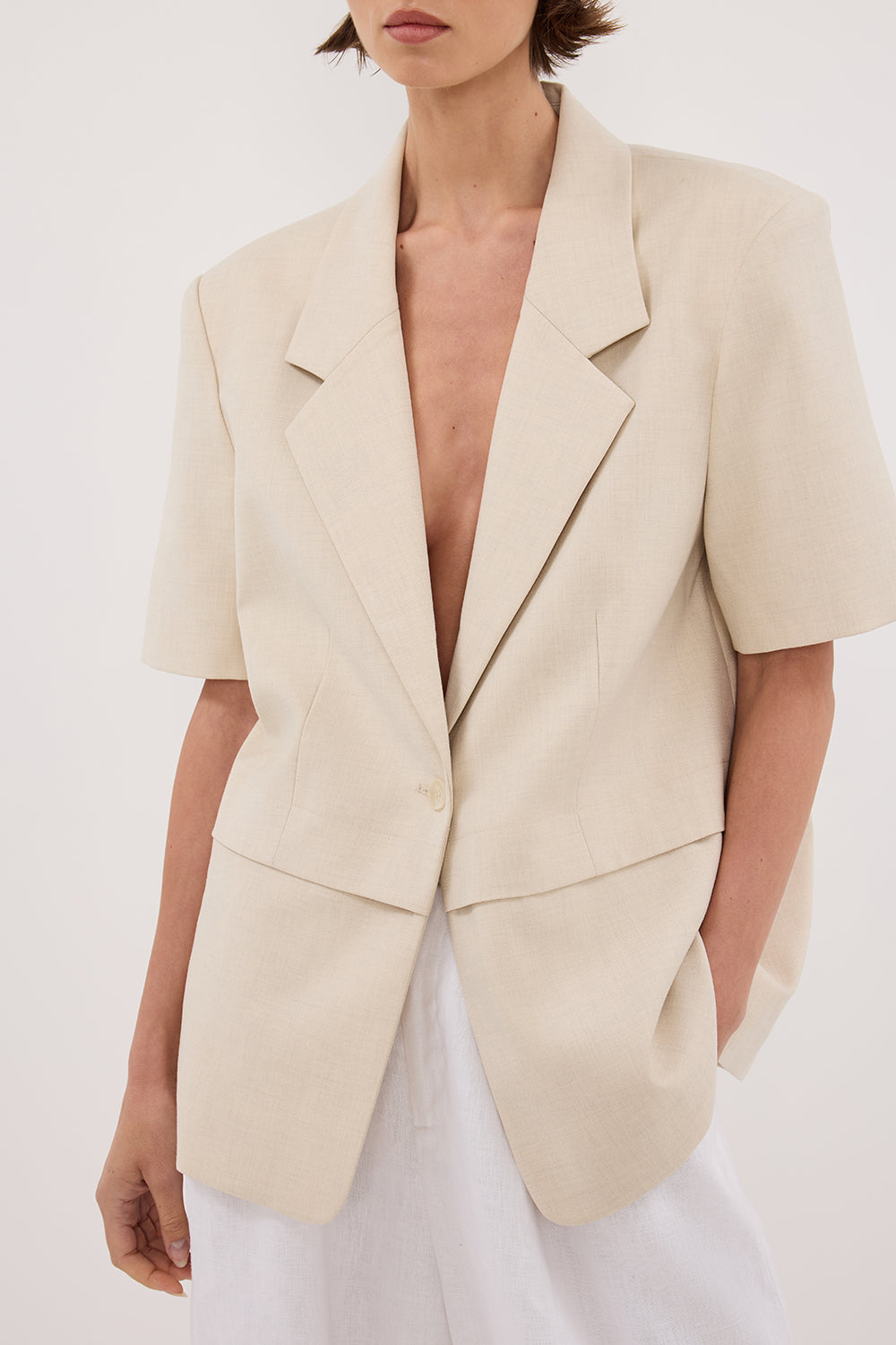 RITA SAND SHORT SLEEVE BLAZER