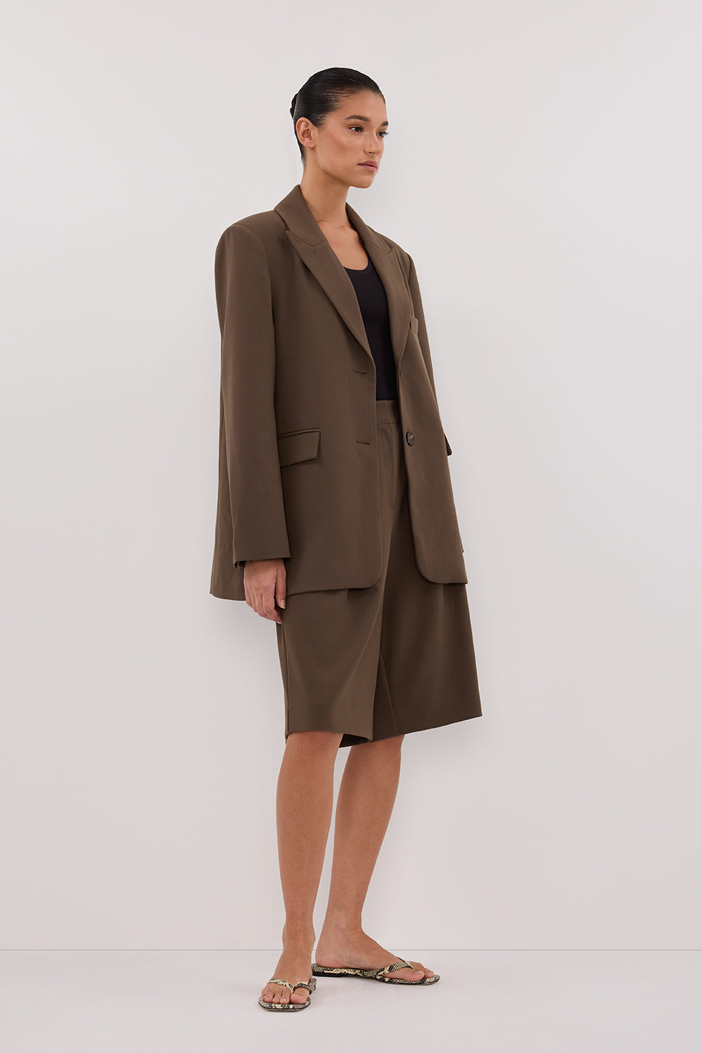 REN CLOVER BOYFRIEND BLAZER