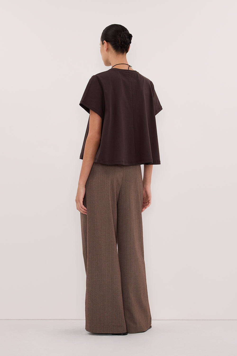 TATUM BITTER CHOC SHORT SLEEVE COTTON TEE