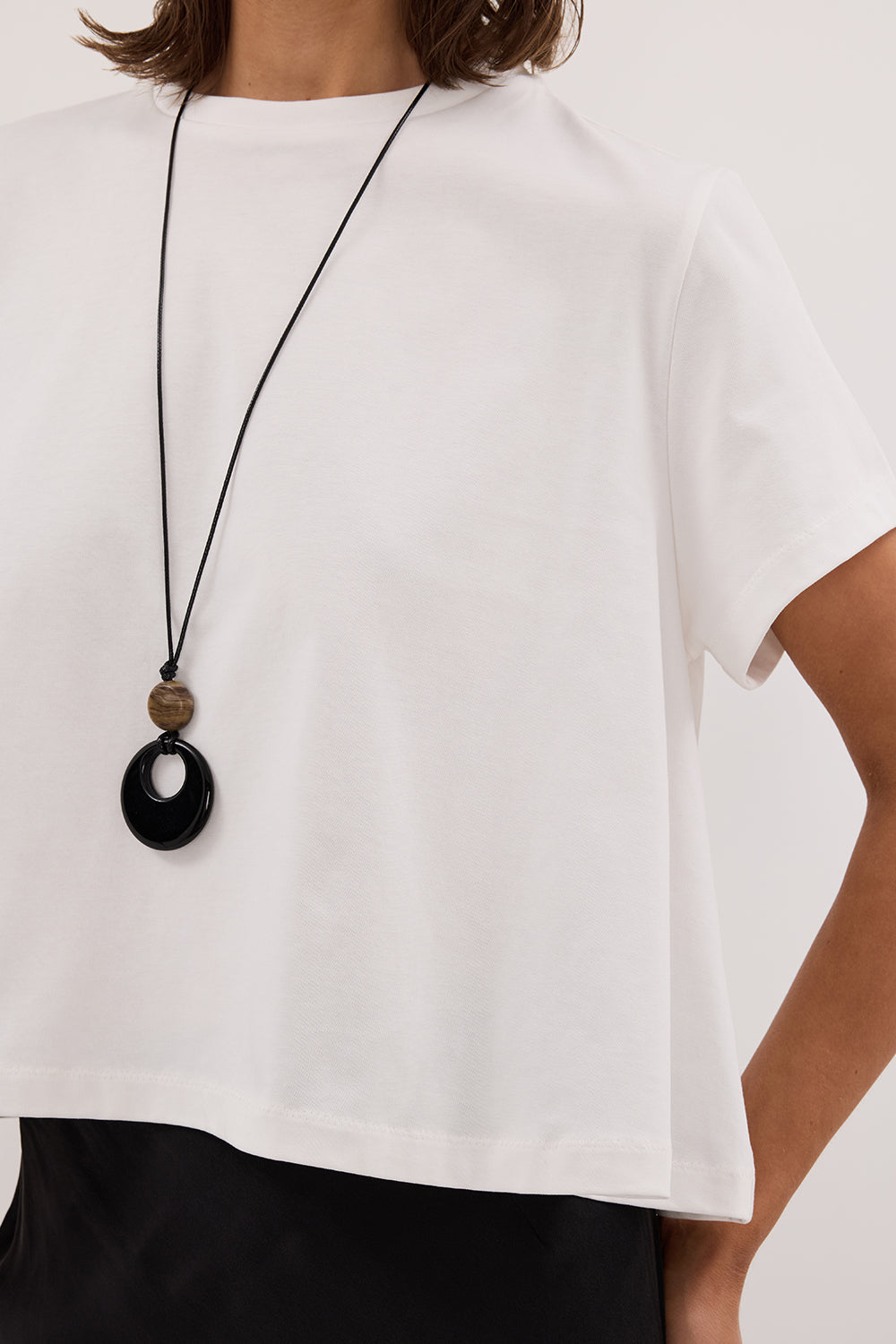 TATUM WHITE SHORT COTTON SLEEVE TEE