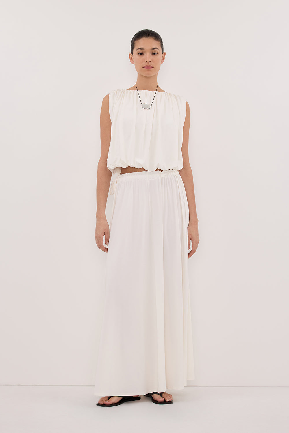 AVA OFF WHITE SLEEVELESS MODAL BLEND TOP