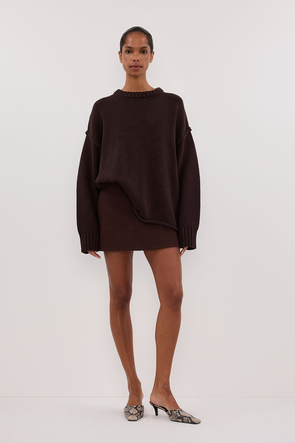 NIEVE CHOCOLATE MINI SKORT