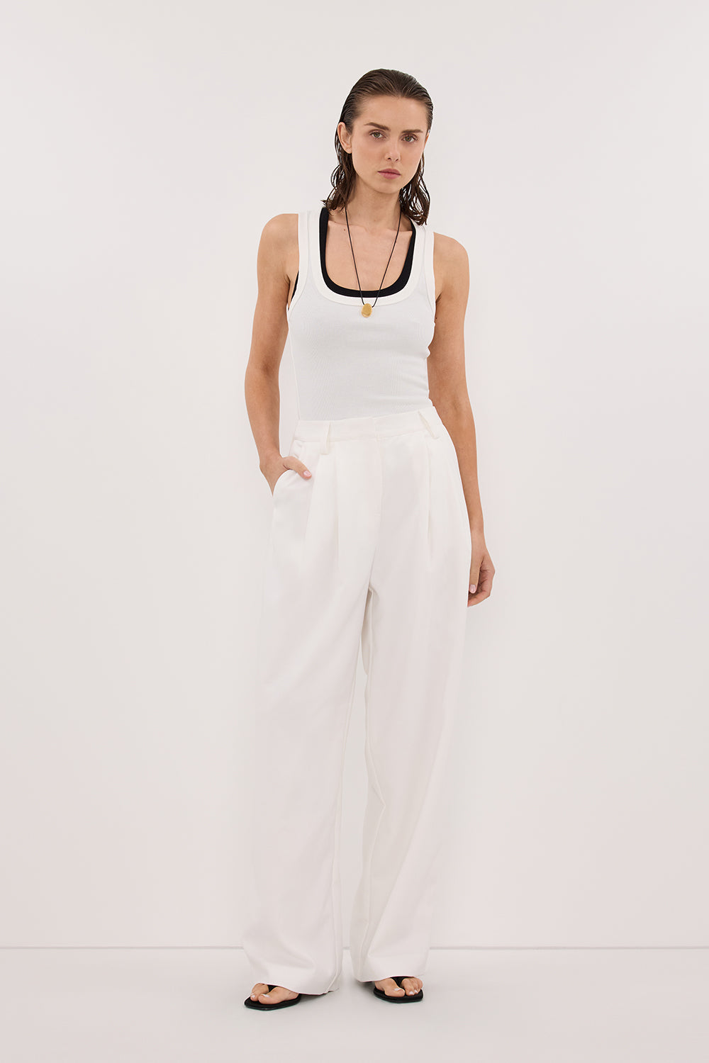 EDEN WHITE TAILORED PANT