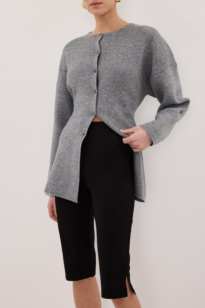 DEMI BLACK CAPRI PANT