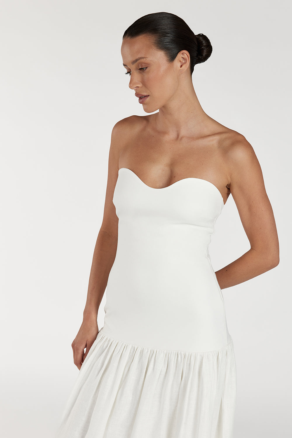ELLISON WHITE STRAPLESS MIDI DRESS