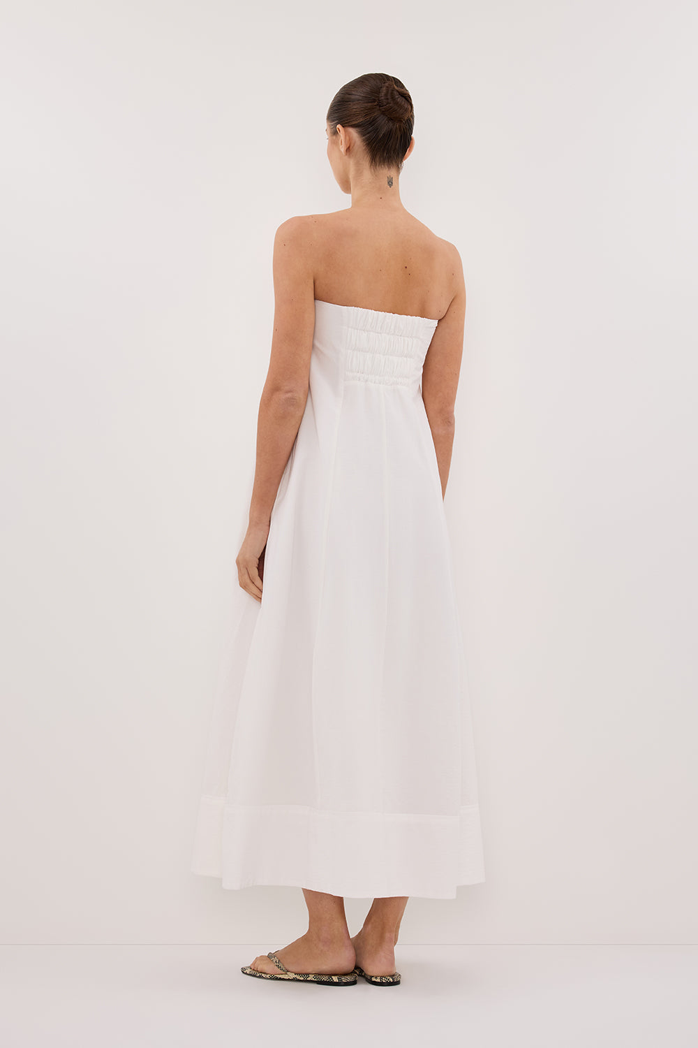 MORGAN WHITE STRAPLESS MIDI DRESS