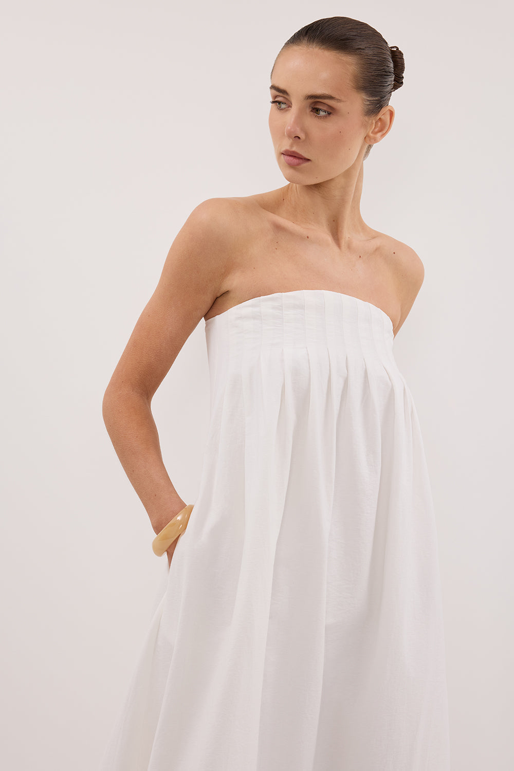 MORGAN WHITE STRAPLESS MIDI DRESS