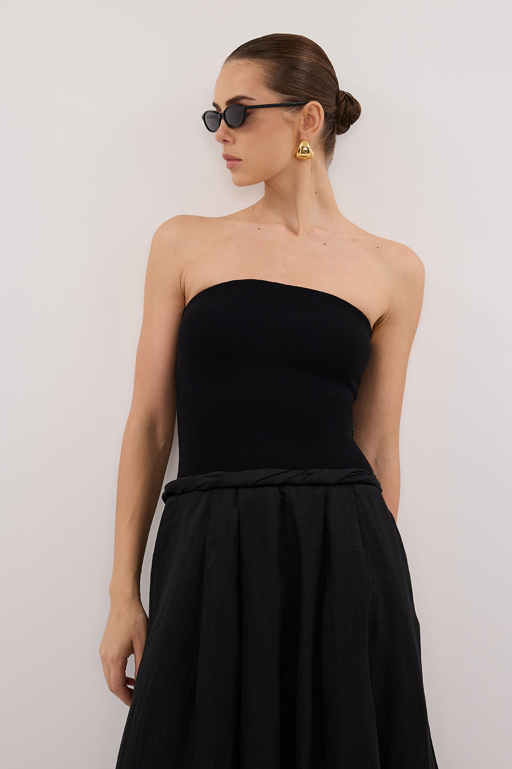 COCO BLACK STRAPLESS HYBRID MIDI DRESS