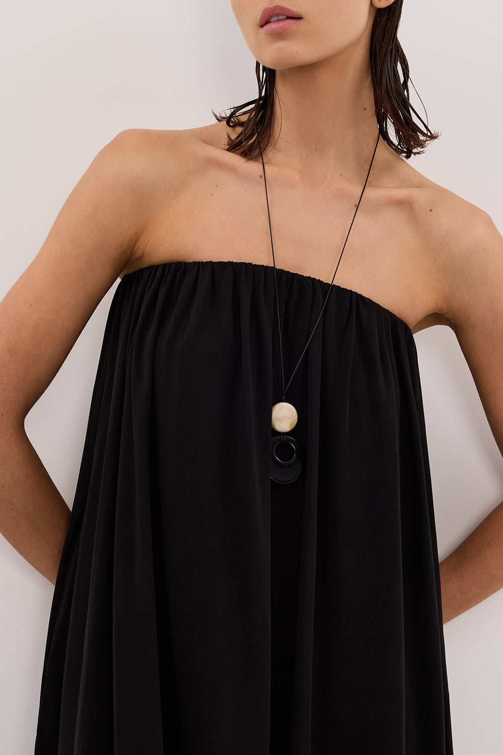 AVA BLACK STRAPELESS MIDI DRESS