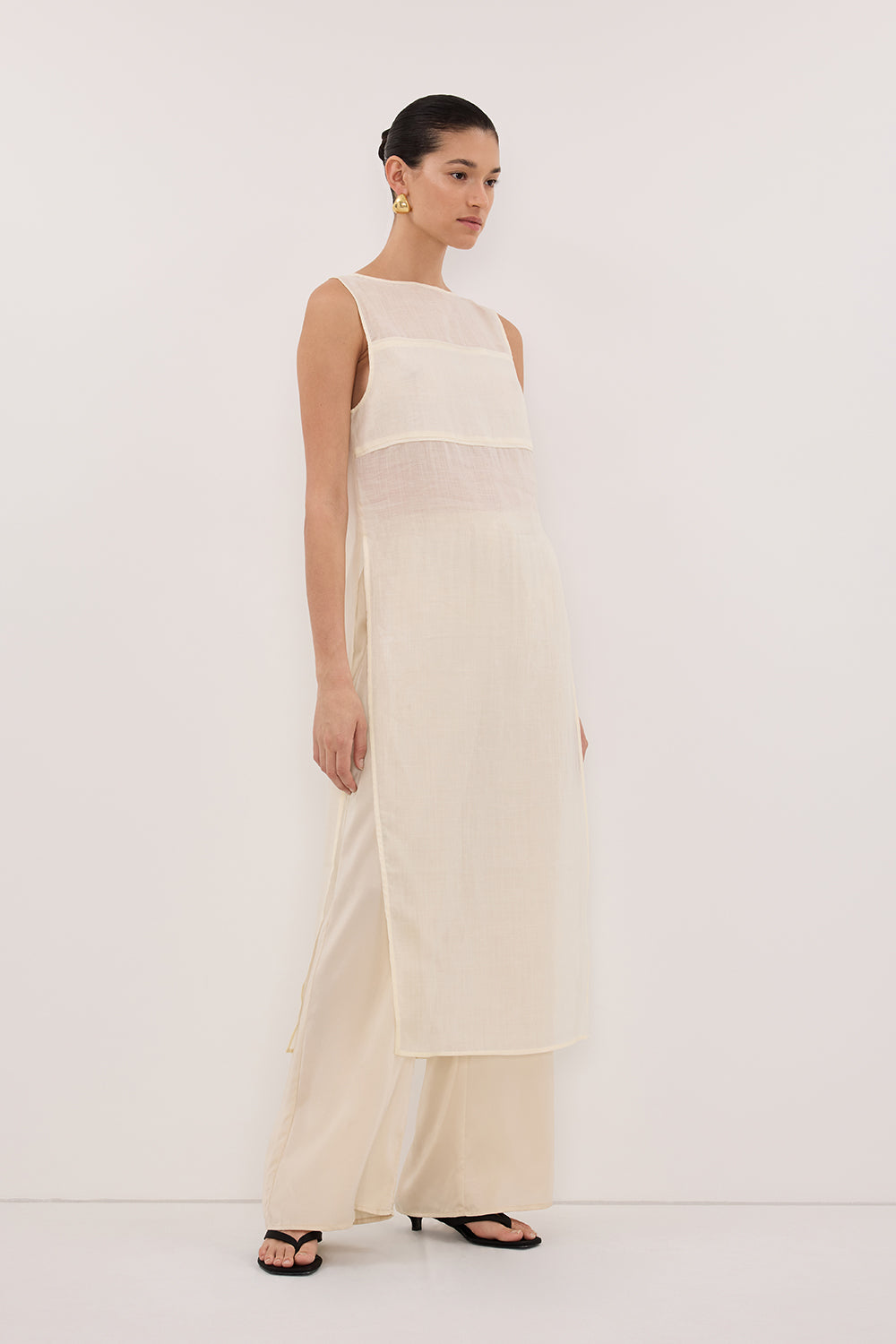 KAI STRAW SLEEVELESS RAMIE TUNIC TOP