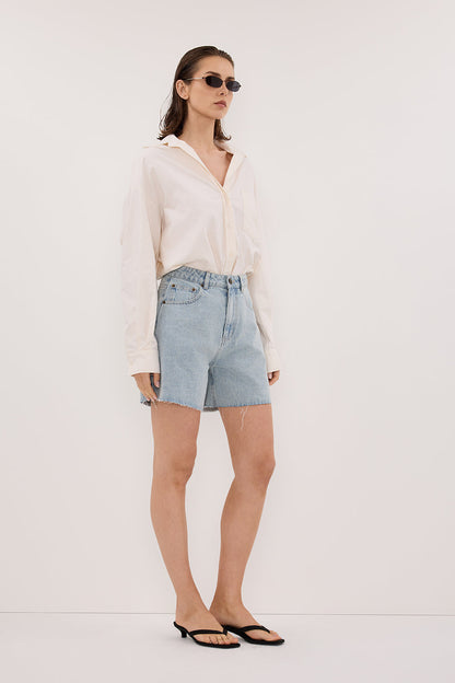 MARLEY LIGHT RINSE DENIM SHORT