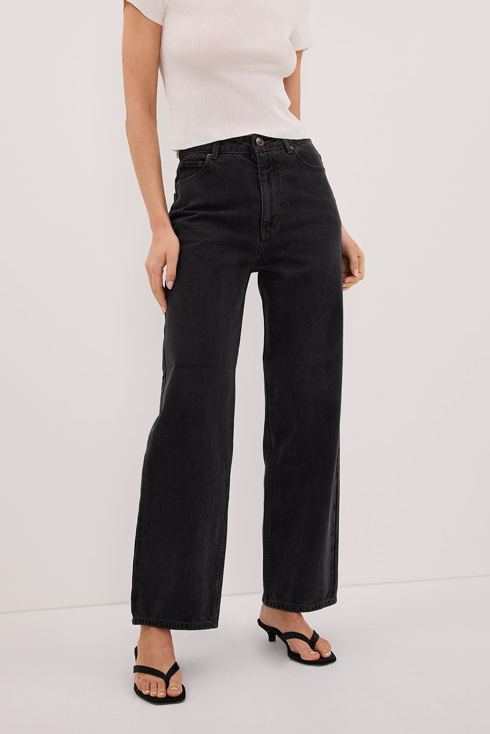 WESTIN BLACK RINSE STRAIGHT JEAN