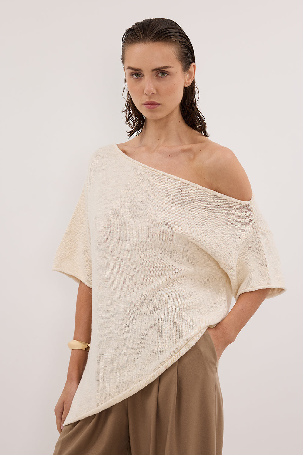 RICK CREAM ASYM KNIT TOP