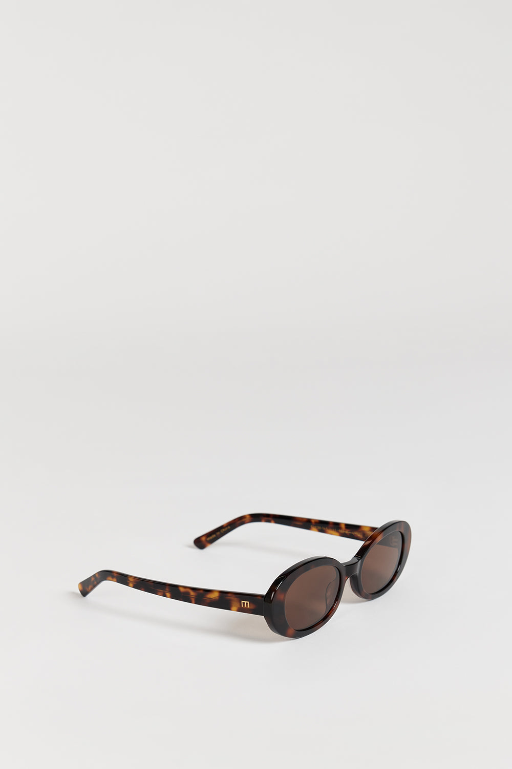 ELISA JOHNSON LYRIC LEIGH IN BROWN TORTOISE SUNGLASSES