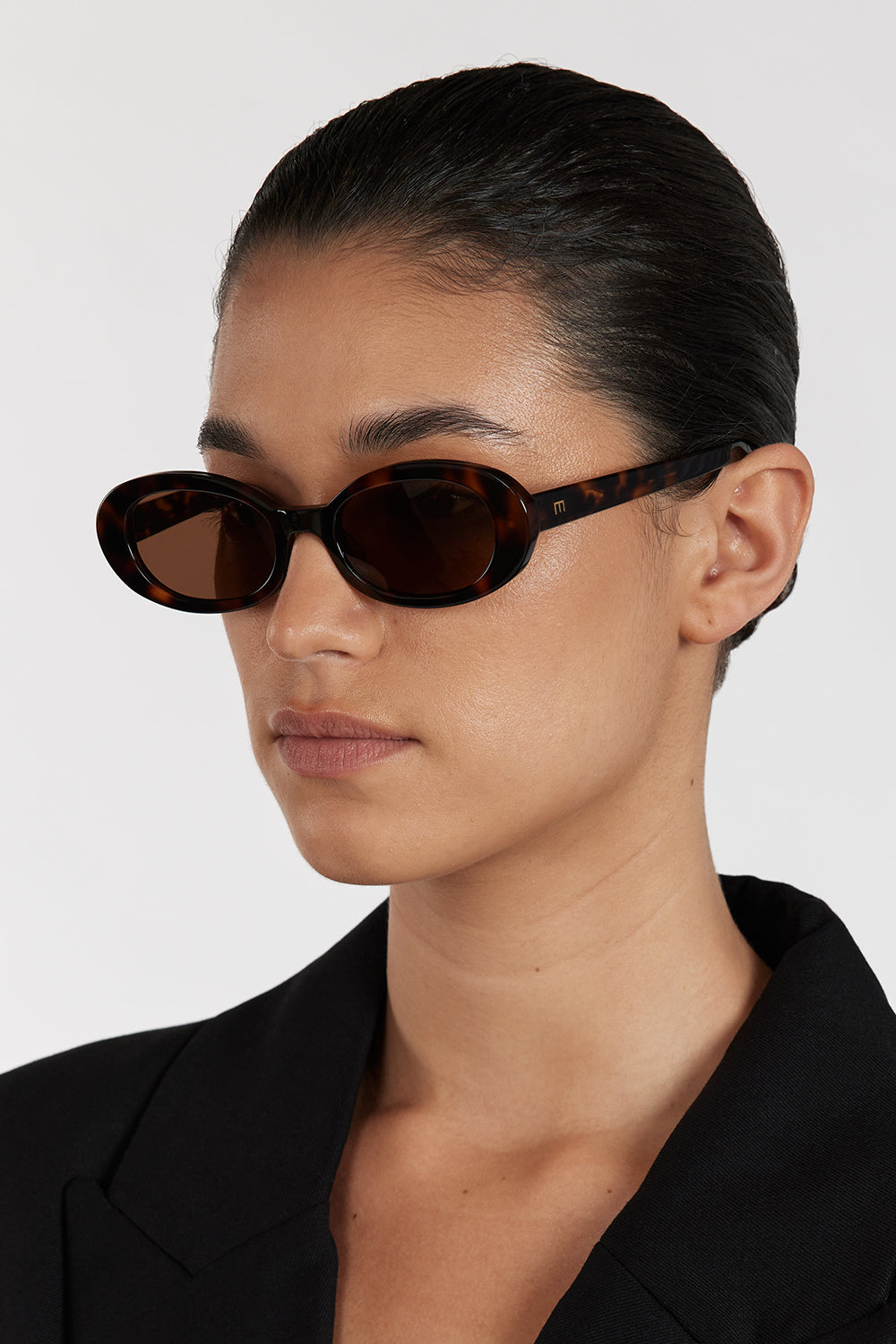 ELISA JOHNSON LYRIC LEIGH IN BROWN TORTOISE SUNGLASSES