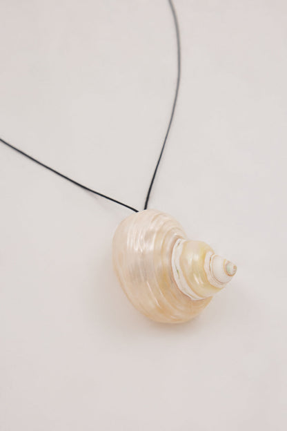 HEAVEN MAYHEM SEA NECKLACE