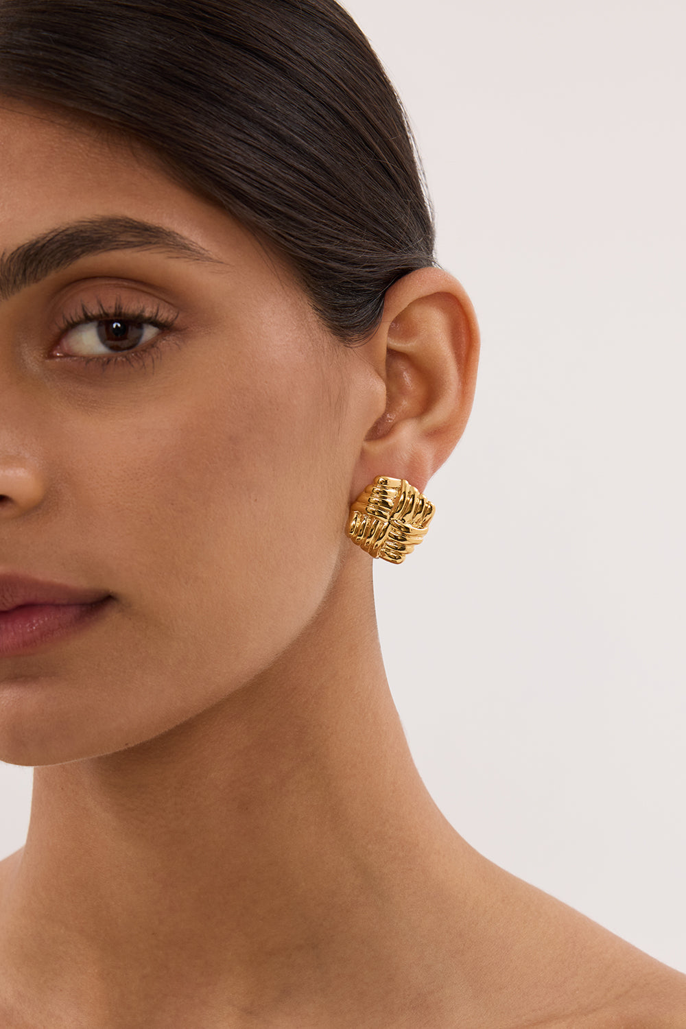 HEAVEN MAYHEM GOLD WIND EARRING