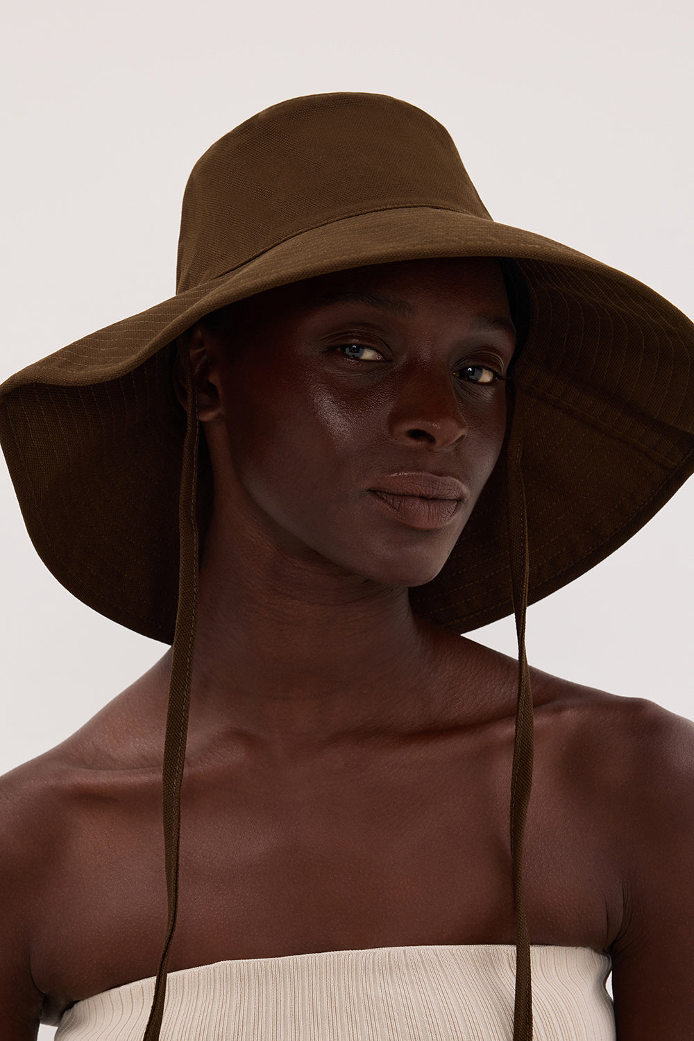 LACK OF COLOR THE HOLIDAY CHOC BUCKET HAT