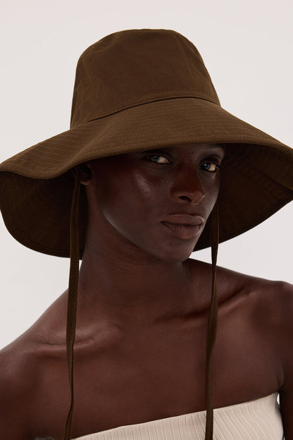 LACK OF COLOR THE HOLIDAY CHOC BUCKET HAT