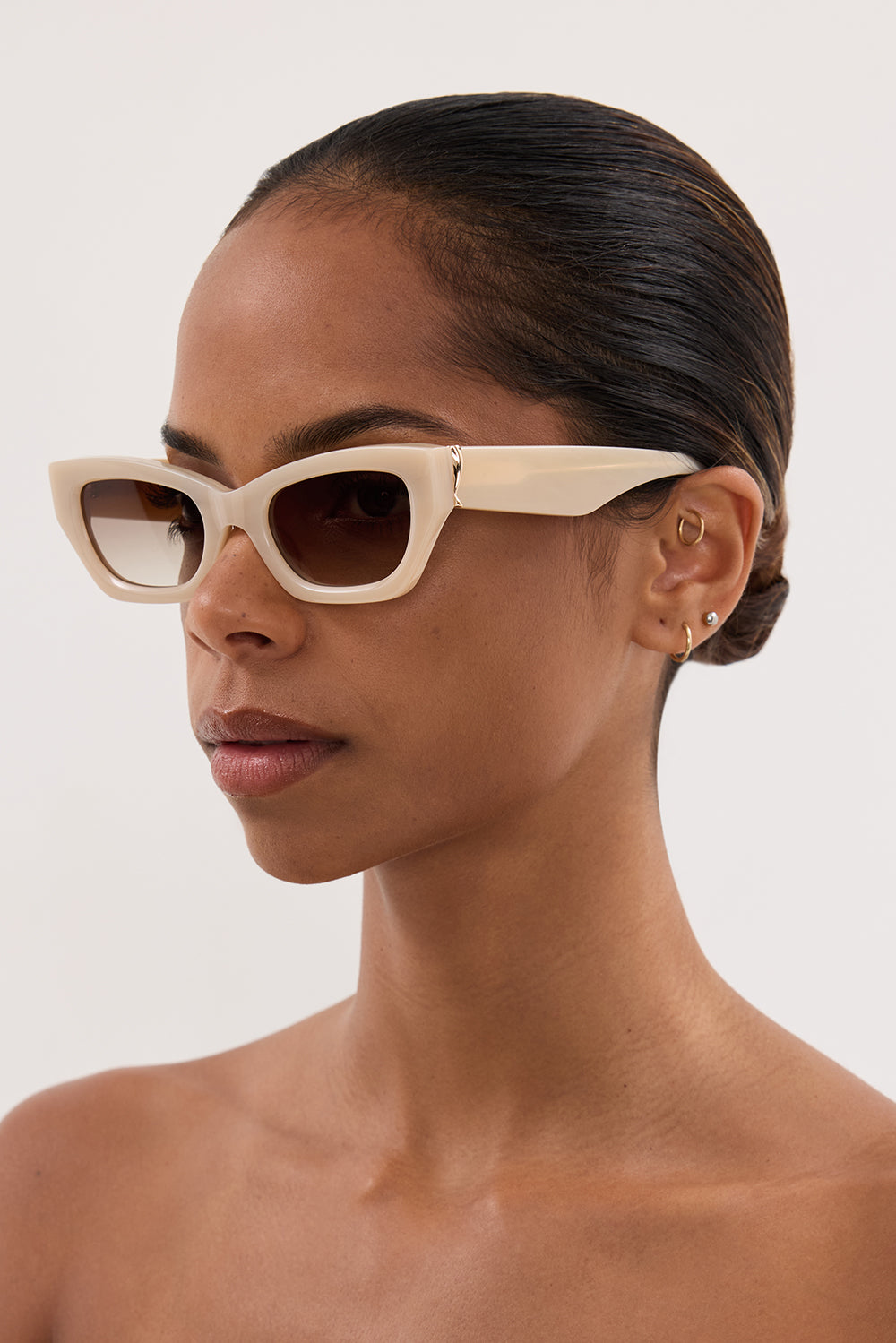 LUV LOU THE SUTTON NUDE HAZE SUNGLASSES