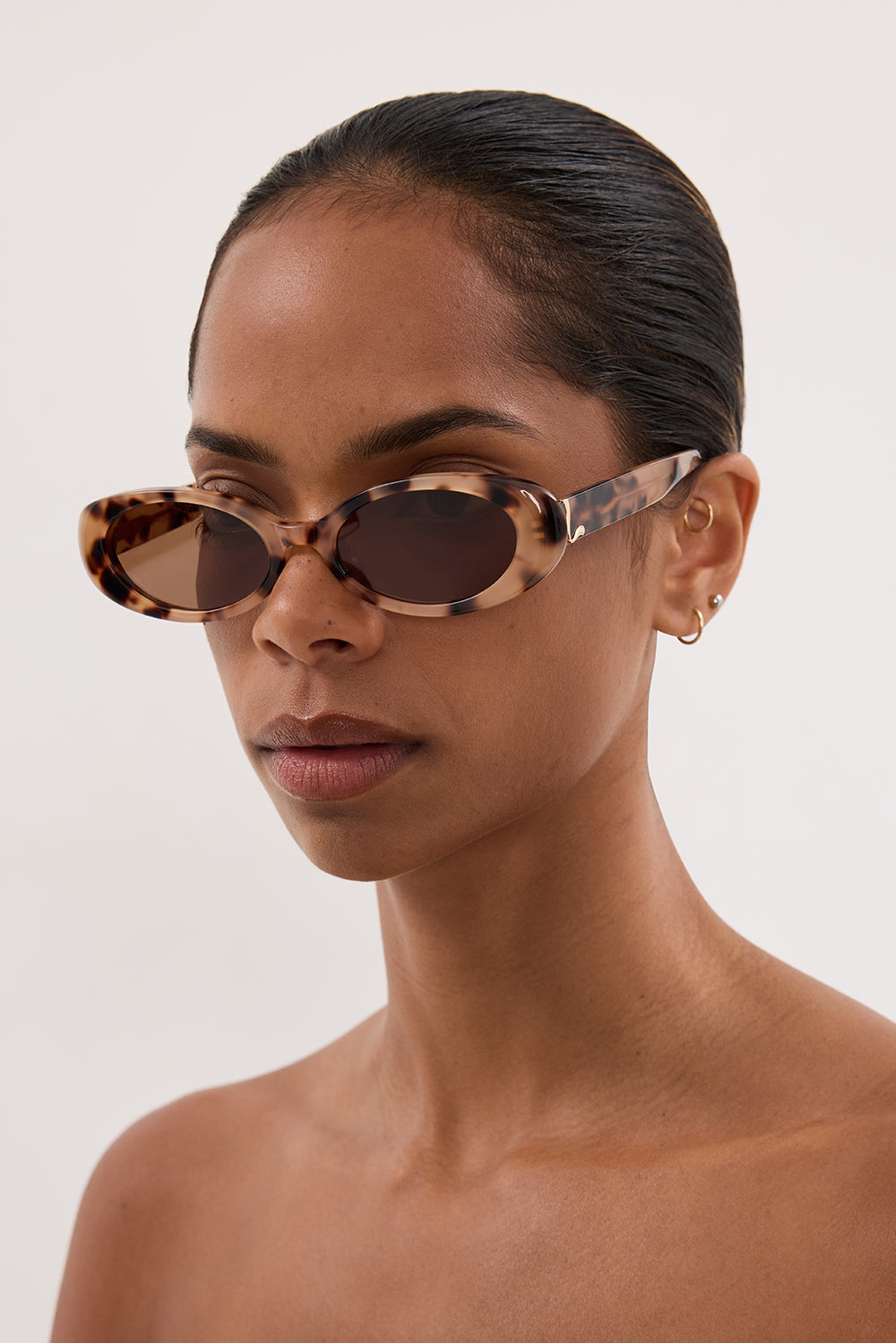 LUV LOU THE MORGAN CREAM TORT SUNGLASSES