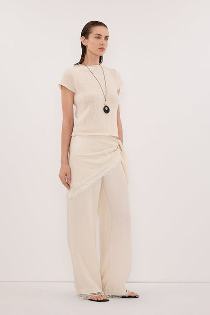 LEO SANDSTONE KNIT TOP