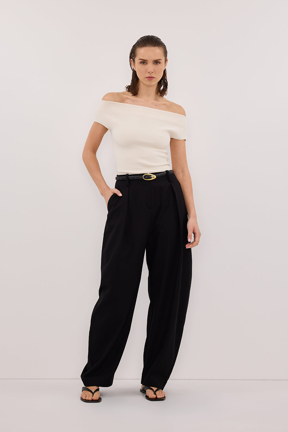 ASTRID PLASTER OFF SHOULDER KNIT TOP