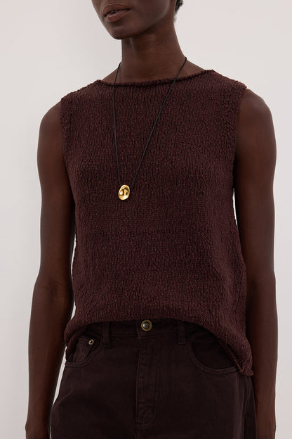 DINA CHOC SLEEVELESS KNIT TOP