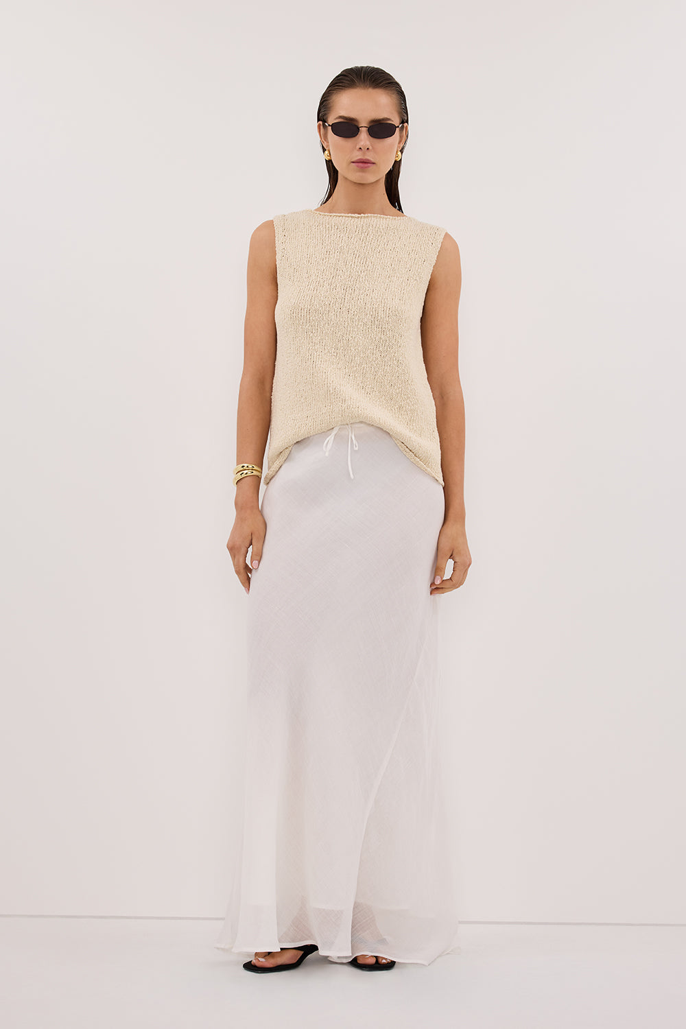 DINA NATURAL SLEEVELESS KNIT TOP