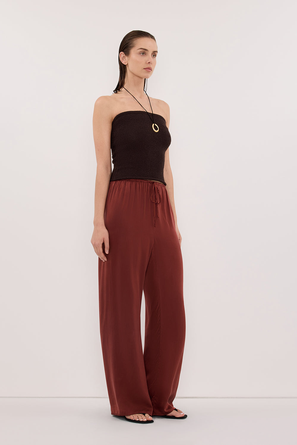 KARA CHOC STRAPLESS BANDEAU KNIT TOP