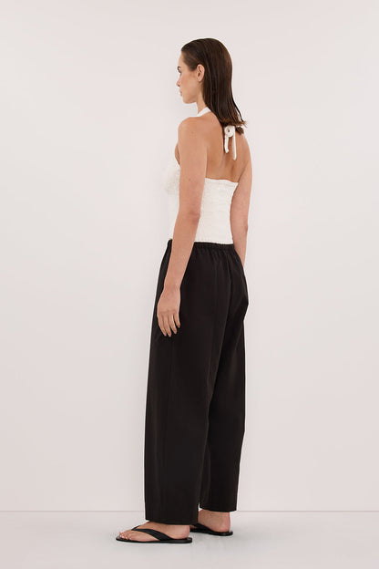 DINA OFF WHITE SLEEVELESS HALTER KNIT TOP