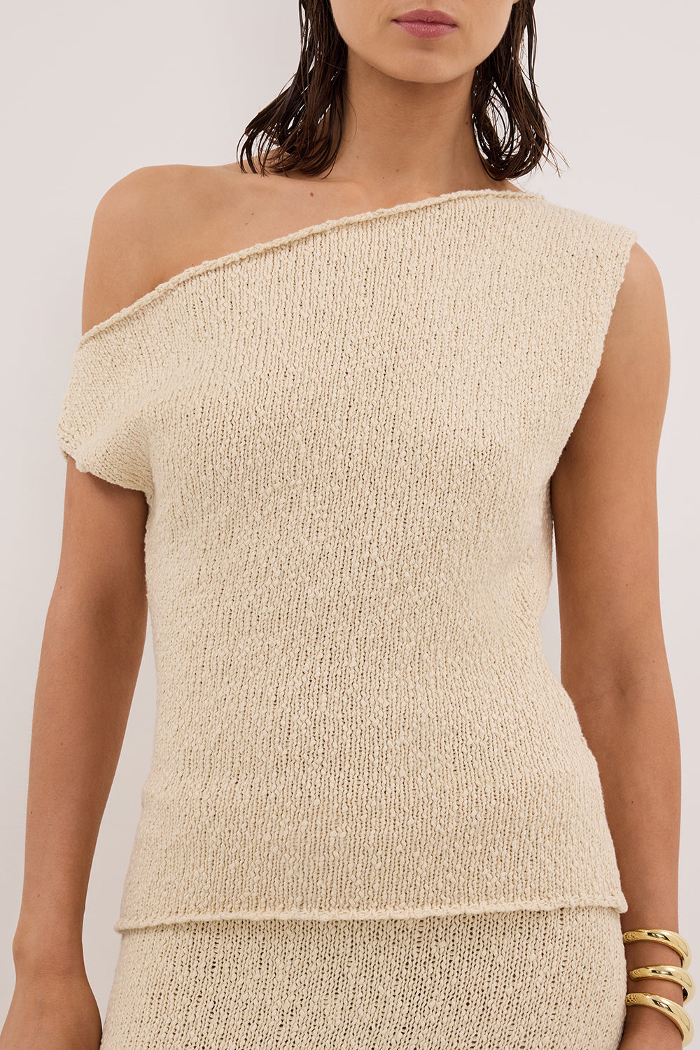 DINA NATURAL COTTON ASYM KNIT TOP