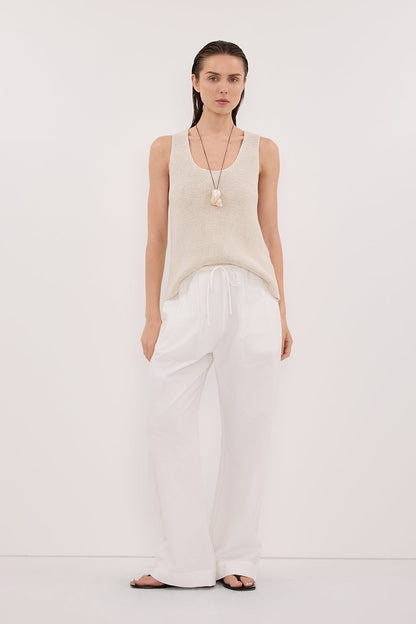 PEARL NATURAL SLEEVELESS SCOOP KNIT TOP